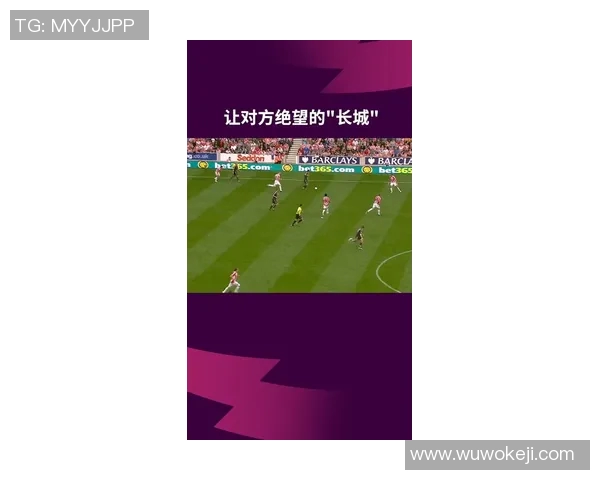 以一脚踢爆足球的球星为中心揭秘那场震撼全场的瞬间与背后故事 以一脚踢爆足球的球星为中心揭秘那场震撼全场的瞬间与背后故事